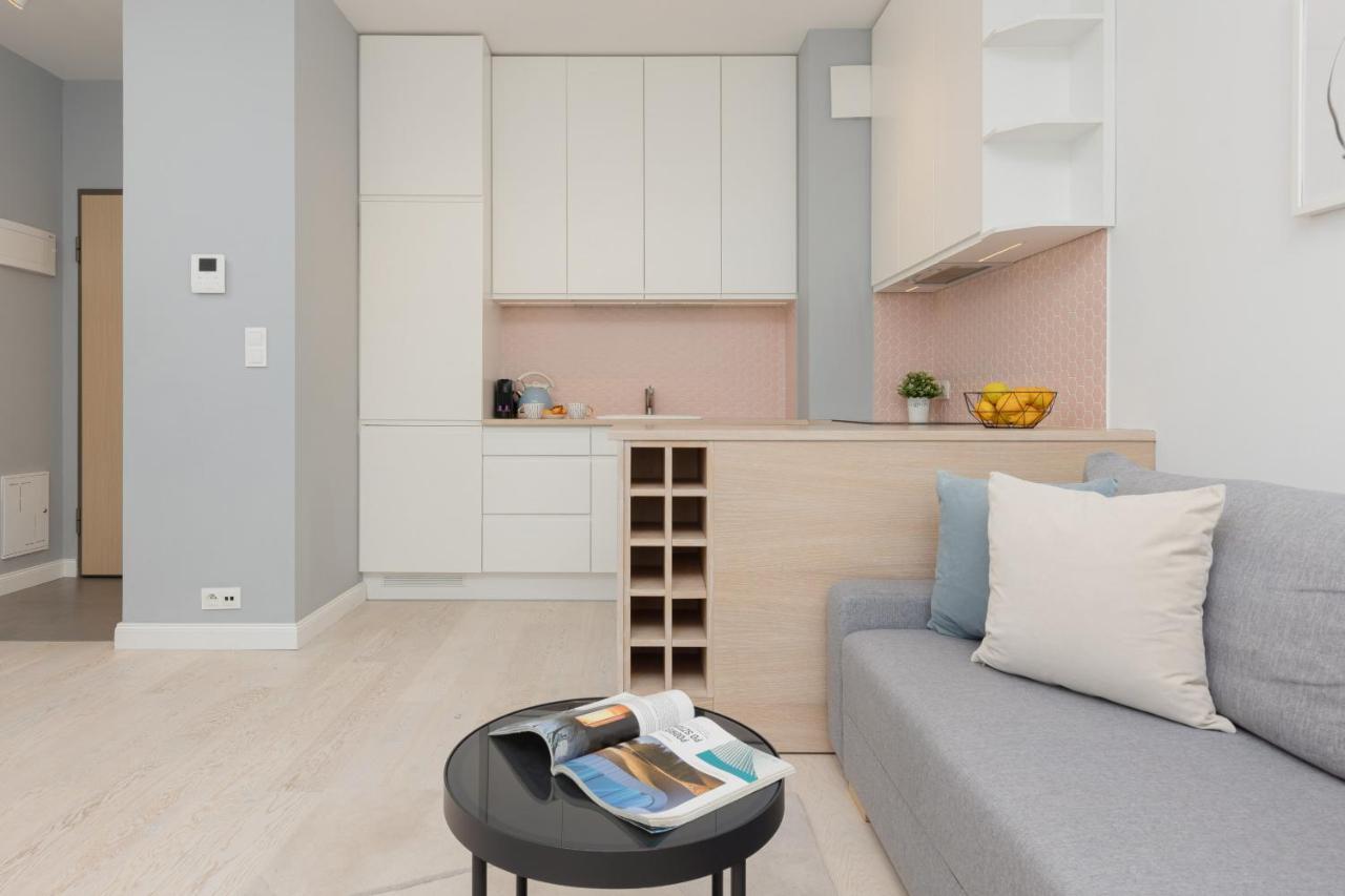 Sarmacka Apartment With Balcony Warsaw Wilanow By Noclegi Renters Exterior photo