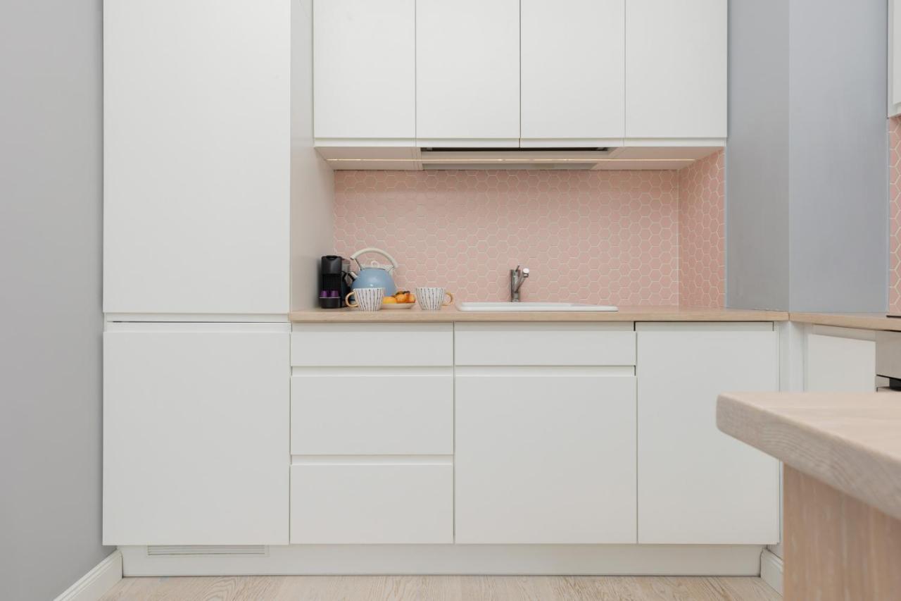 Sarmacka Apartment With Balcony Warsaw Wilanow By Noclegi Renters Exterior photo